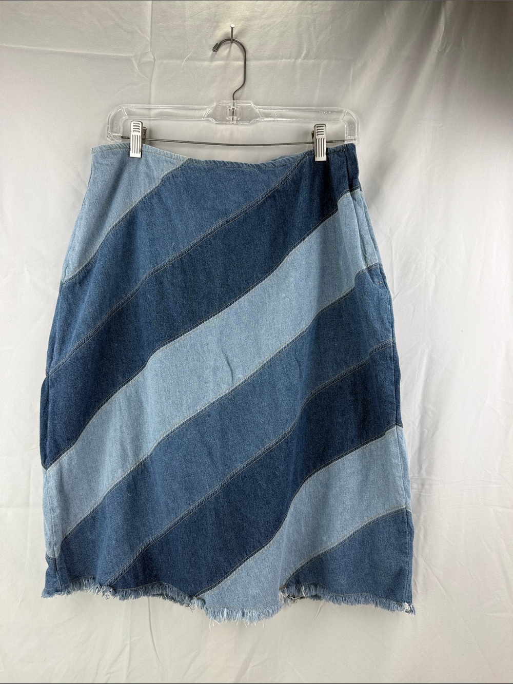 Just Blu Women’s Size 14 100% Cotton Striped Two-Tone Denim Midi Skirt - Blue